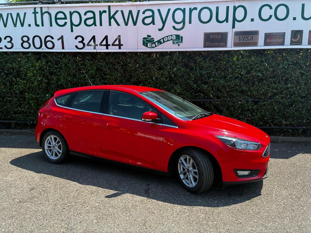 Ford Focus Hatchback 1.0T EcoBoost Zetec Euro 6 (s/s) 5dr