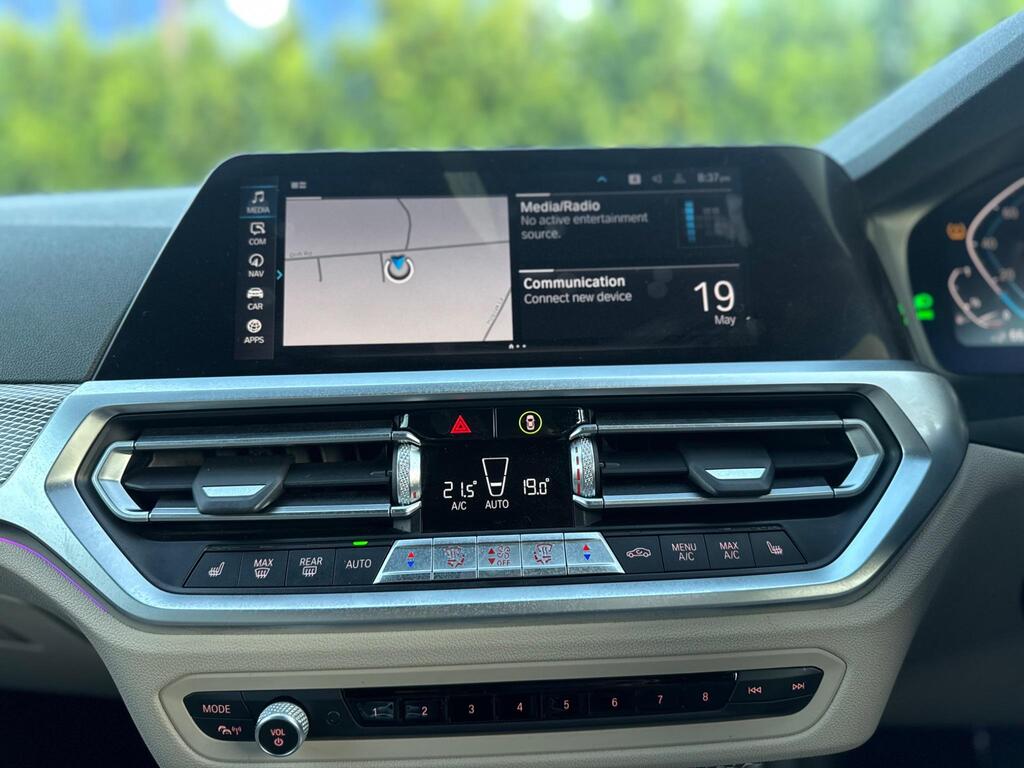 BMW 3 Series 2.0 330e 12kWh M Sport Auto Euro 6 (s/s) 4dr thumbnail 36