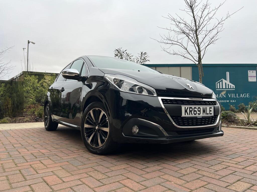 Peugeot 208 Hatchback 1.2 PureTech Tech Edition Euro 6 (s/s) 5dr