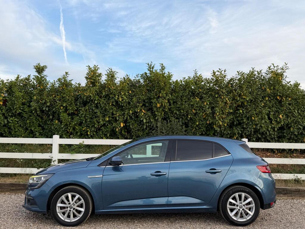 2016 Renault Megane thumbnail 10