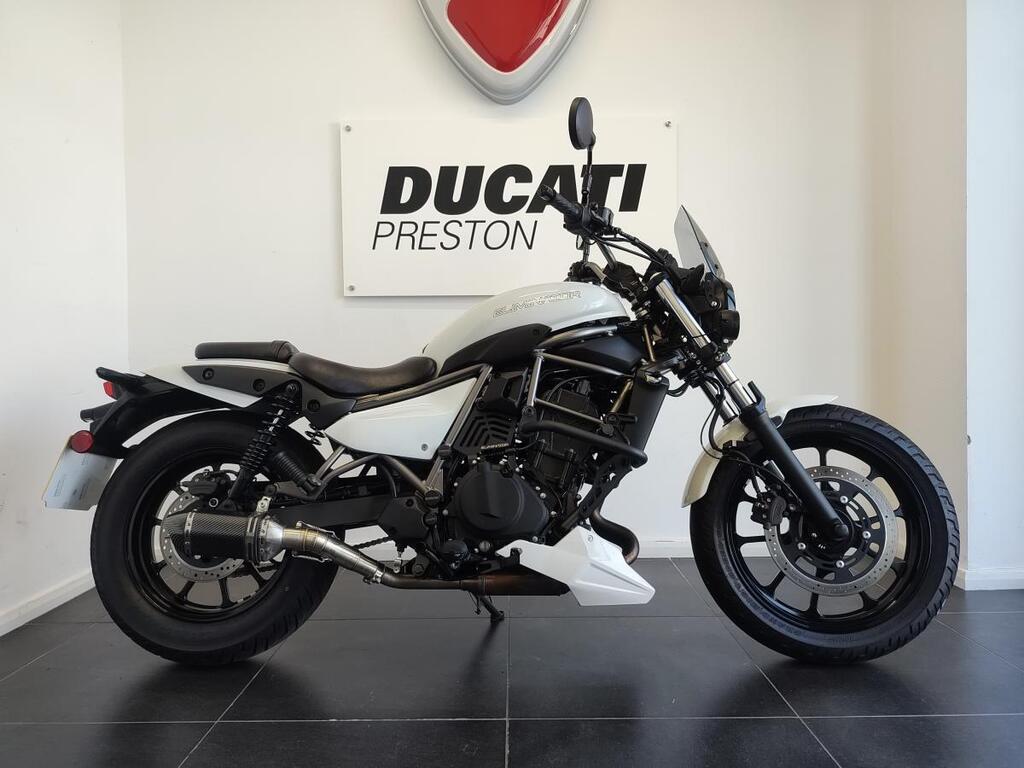 Kawasaki Eliminator 500