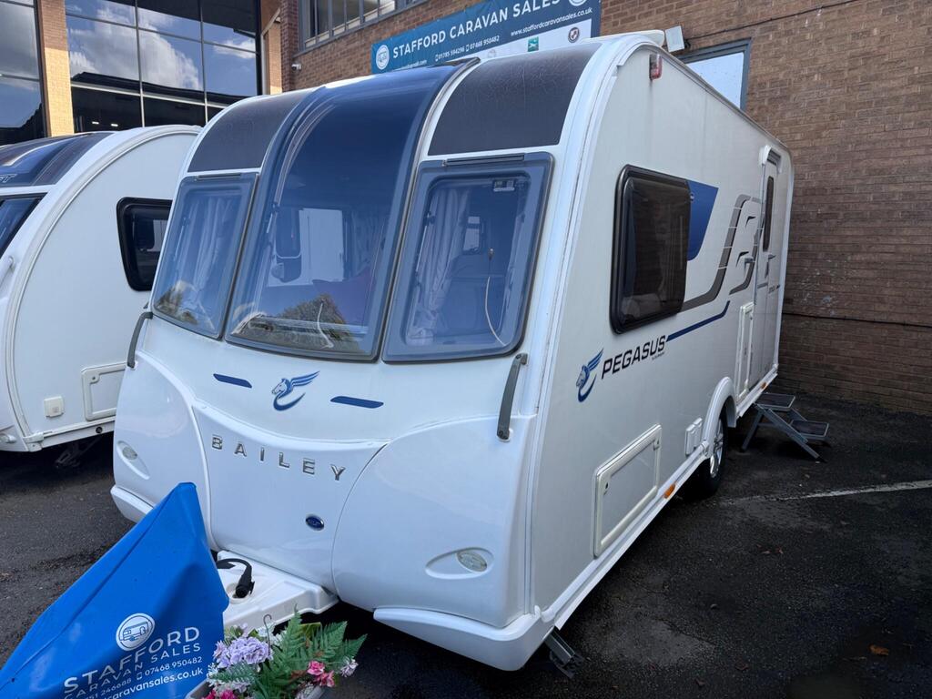 Bailey Pegasus Genoa Tourer