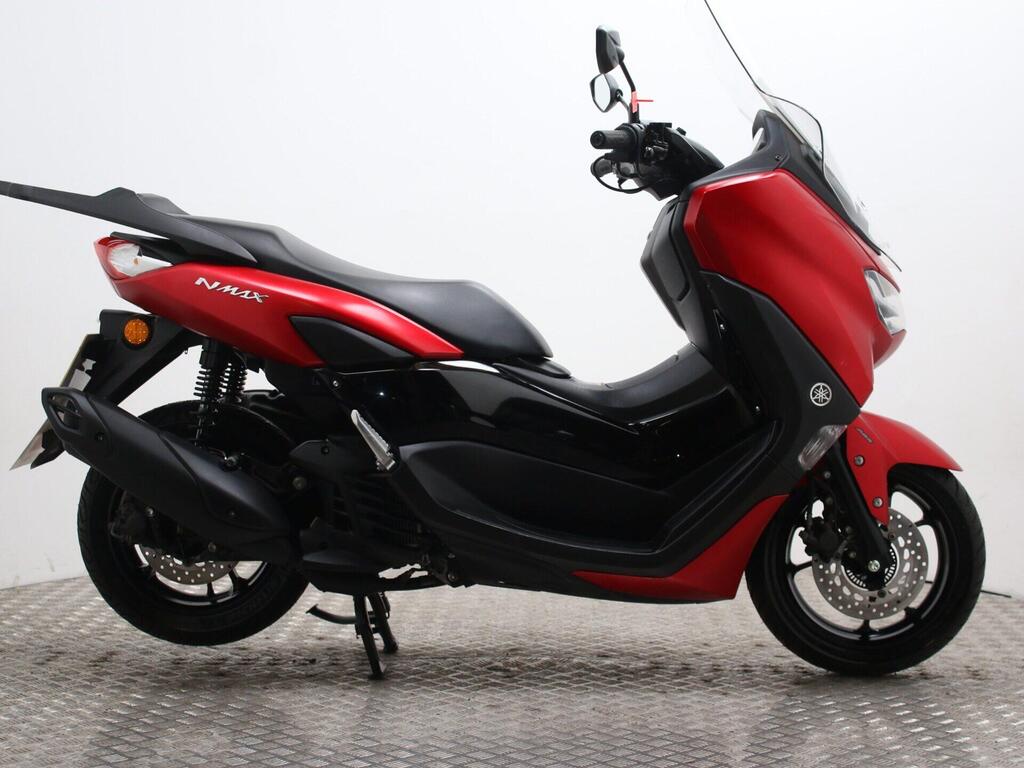 Yamaha NMAX 125