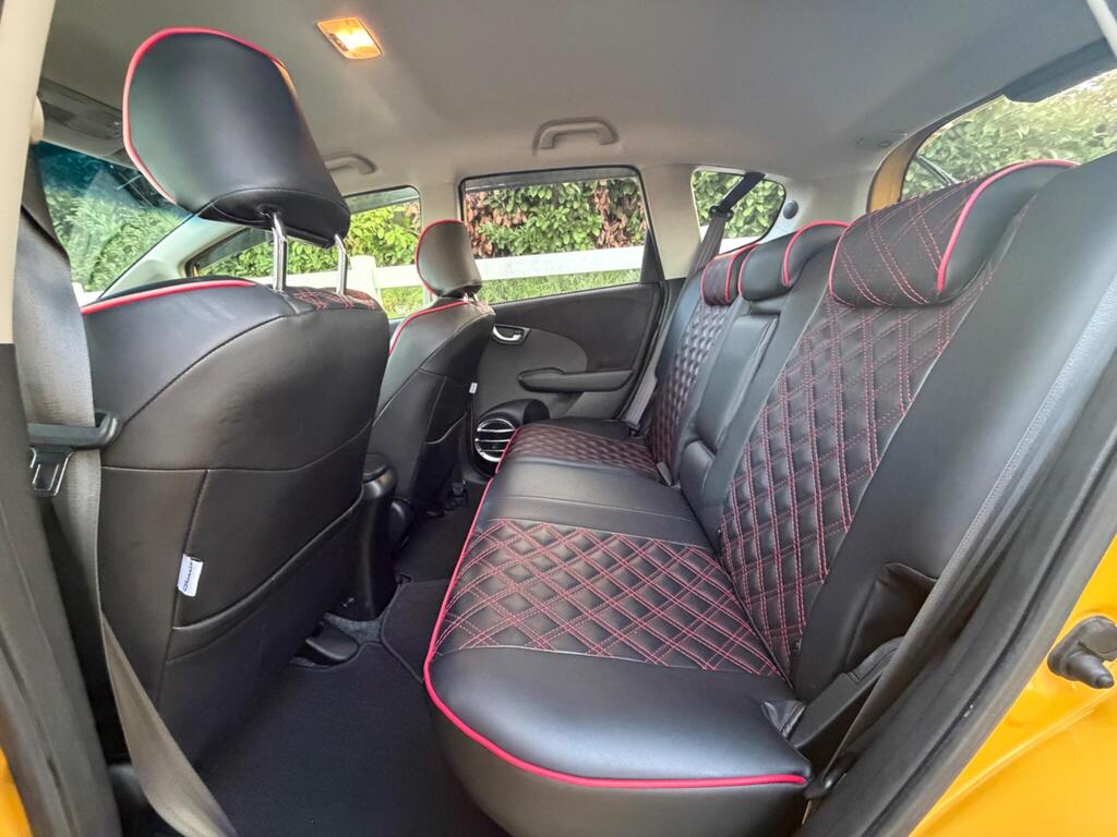 2012 Honda Fit thumbnail 20