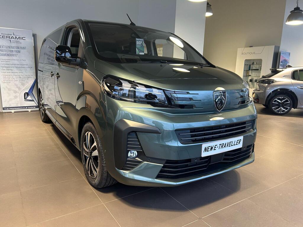 Peugeot e-Traveller