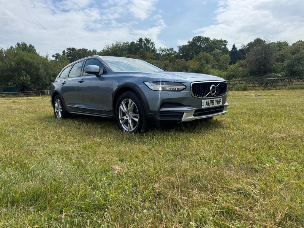 Volvo V90 Cross Country