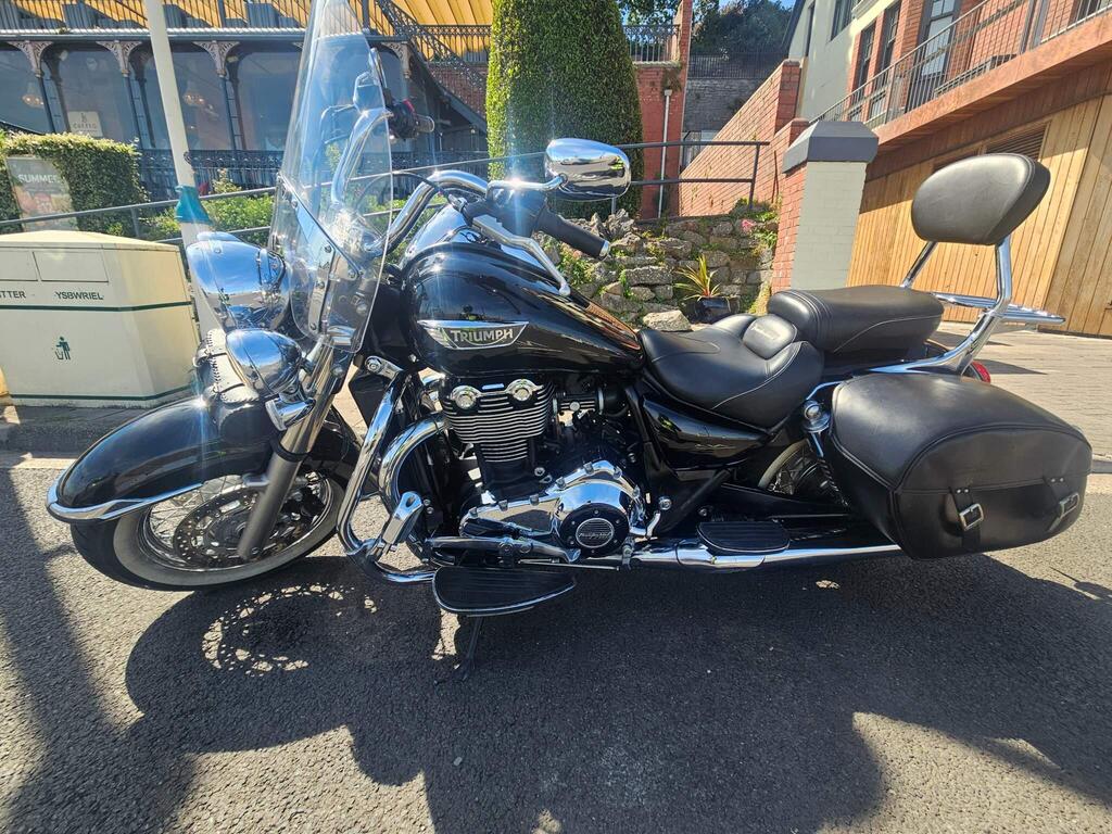 Triumph Thunderbird 1700