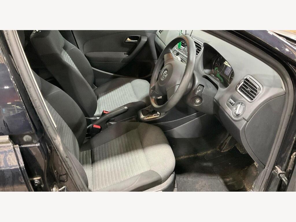 2010 Volkswagen Polo thumbnail 4