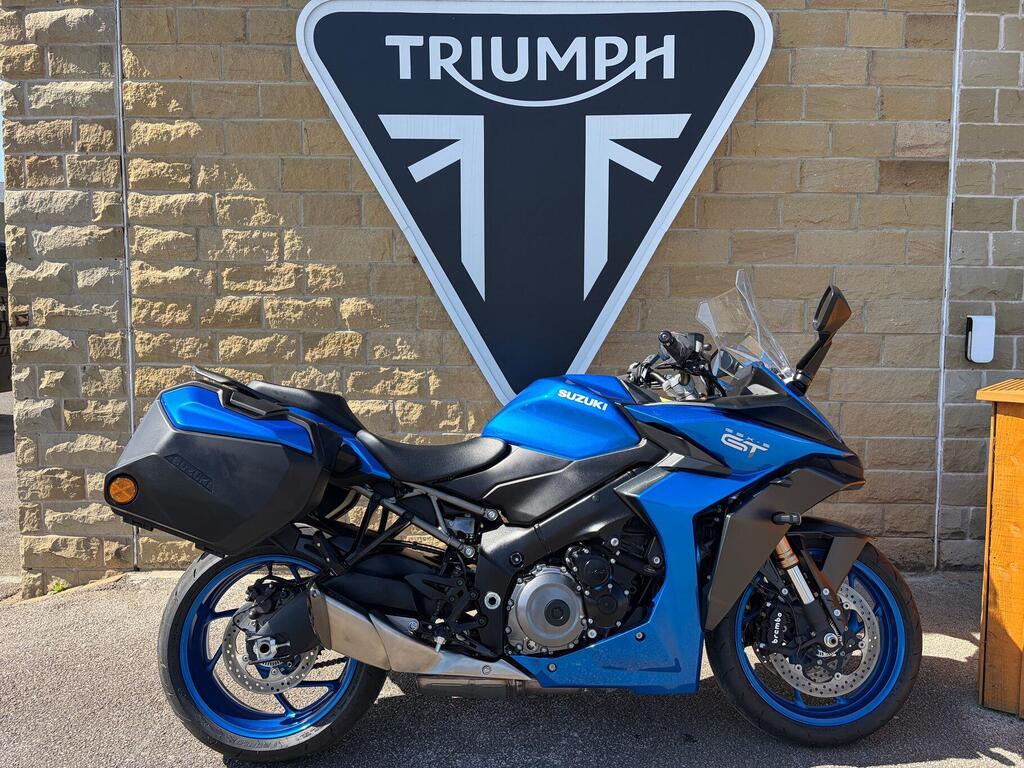 Suzuki GSX-S1000GT+
