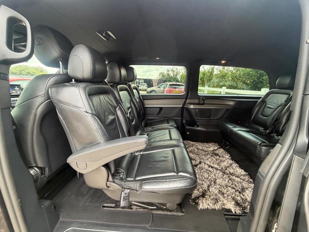 2015 Mercedes-Benz V Class thumbnail 28