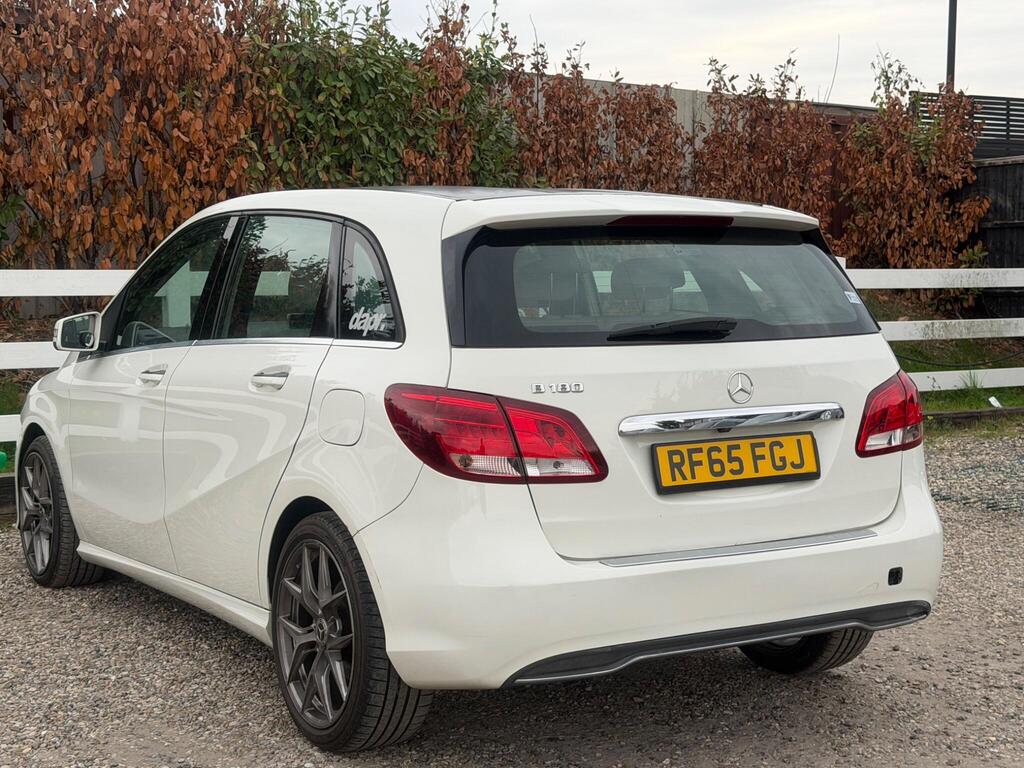 2015 Mercedes-Benz B Class thumbnail 9