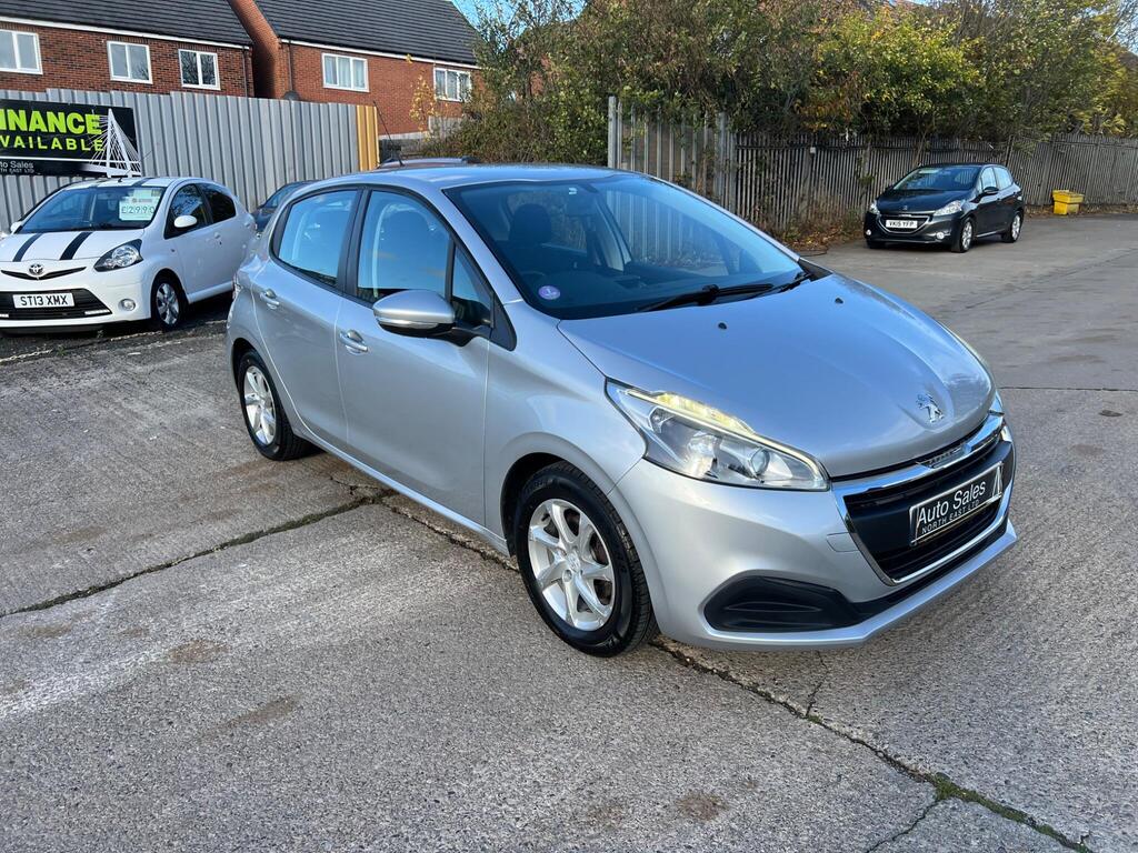Peugeot 208 Hatchback 1.2 PureTech Active Euro 6 5dr