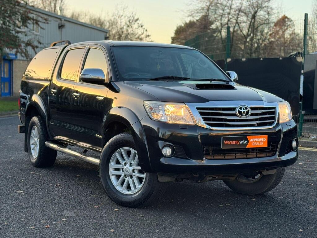 Toyota Hilux Pickup 3.0 D-4D Invincible Auto 4WD Euro 5 4dr