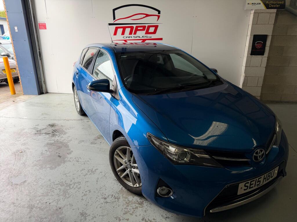 Toyota Auris Hatchback 1.33 Dual VVT-i Icon Plus Euro 5 (s/s) 5dr