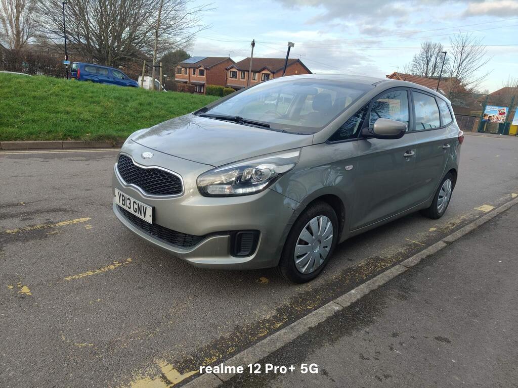 Kia Carens