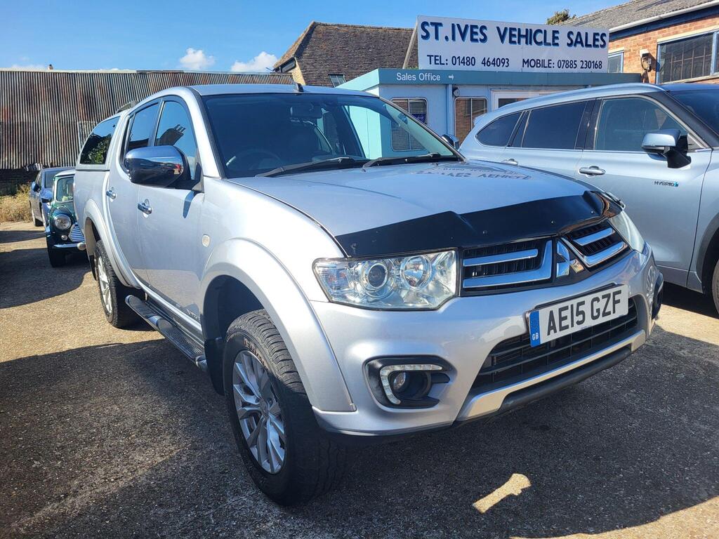 Mitsubishi L200 Pickup 2.5 DI-D Barbarian 4WD Euro 5 4dr (LB)