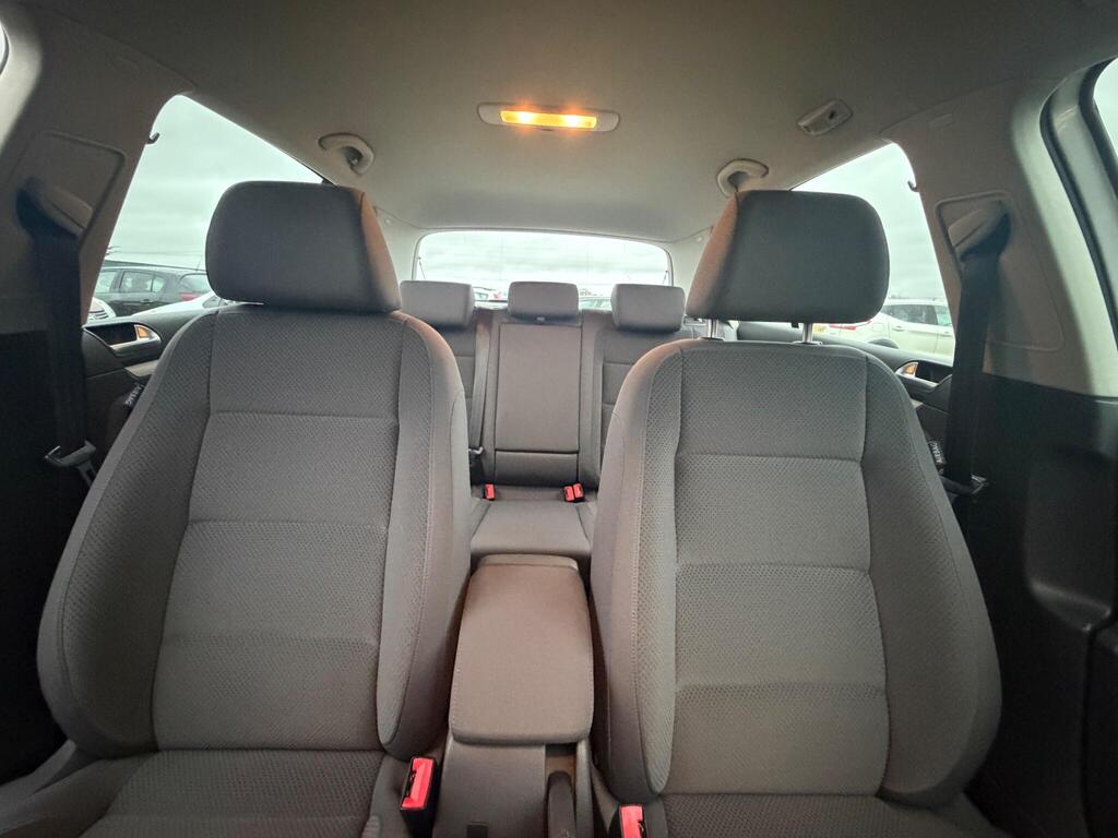 2008 Volkswagen Golf thumbnail 20