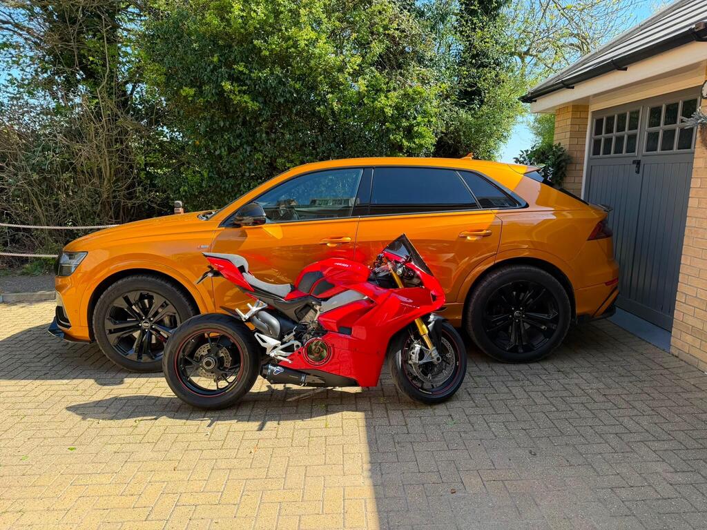 Ducati Panigale V4S
