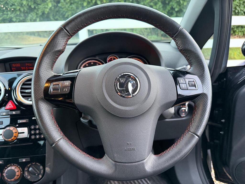 2014 Vauxhall Corsa thumbnail 24