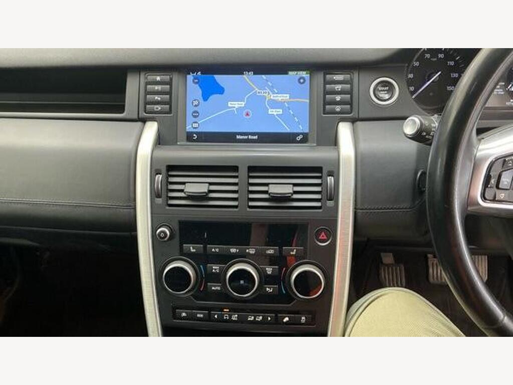 2016 Land Rover Discovery Sport thumbnail 11