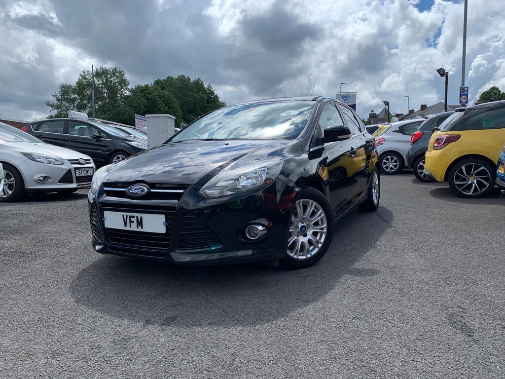 Ford Focus Hatchback 1.6 TDCi Titanium Euro 5 (s/s) 5dr