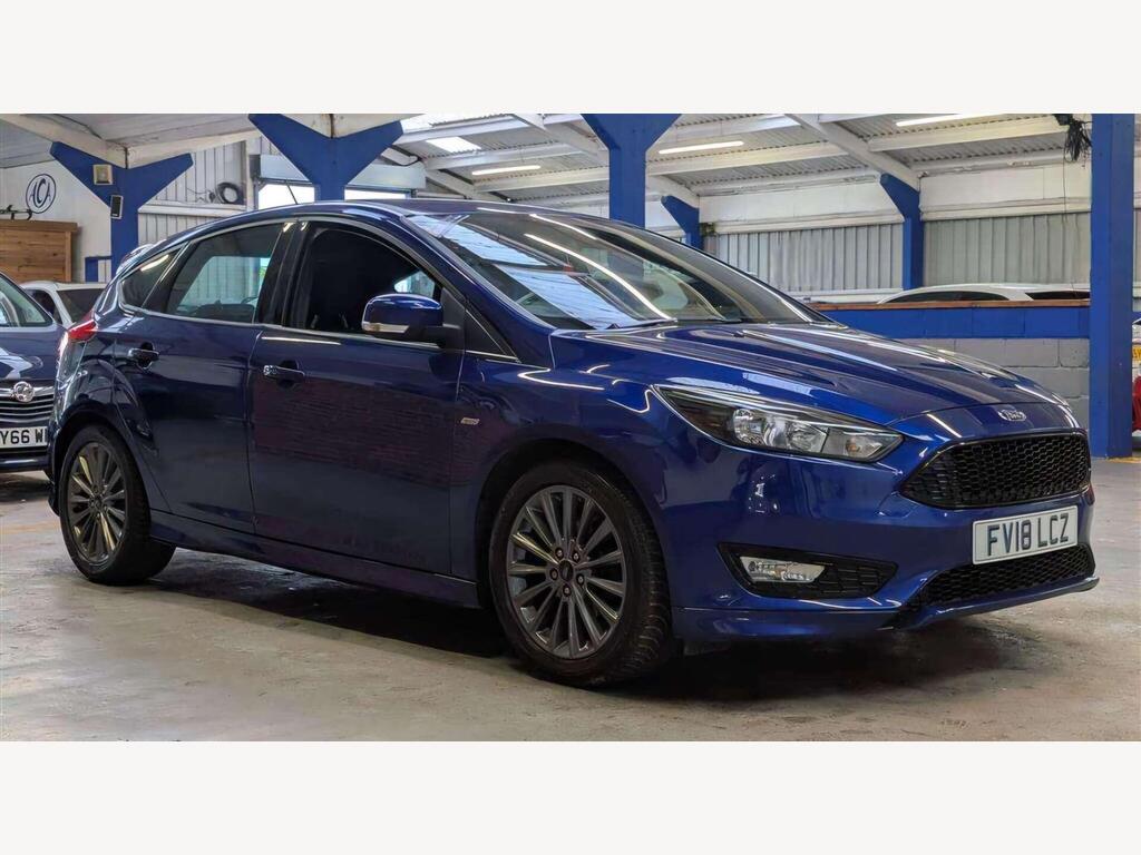 Ford Focus Hatchback 1.0T EcoBoost ST-Line Euro 6 (s/s) 5dr