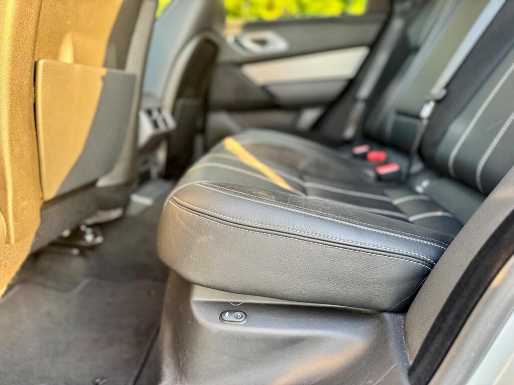 Land Rover Range Rover Velar 2.0 D240 R-Dynamic S Auto 4WD Euro 6 (s/s) 5dr thumbnail 21