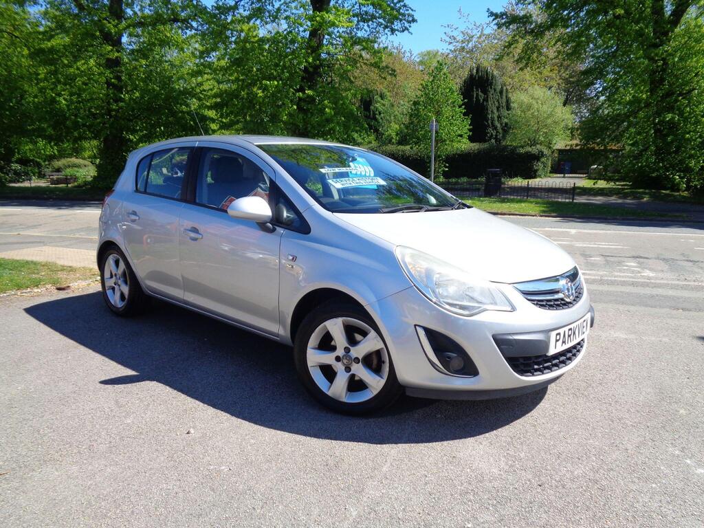 Vauxhall Corsa Hatchback 1.4 16V SE Euro 5 5dr