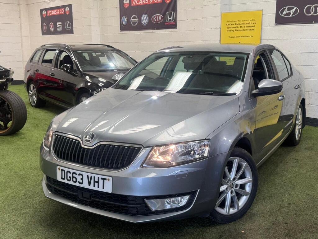 Skoda Octavia Hatchback 1.4 TSI Elegance DSG Euro 5 (s/s) 5dr