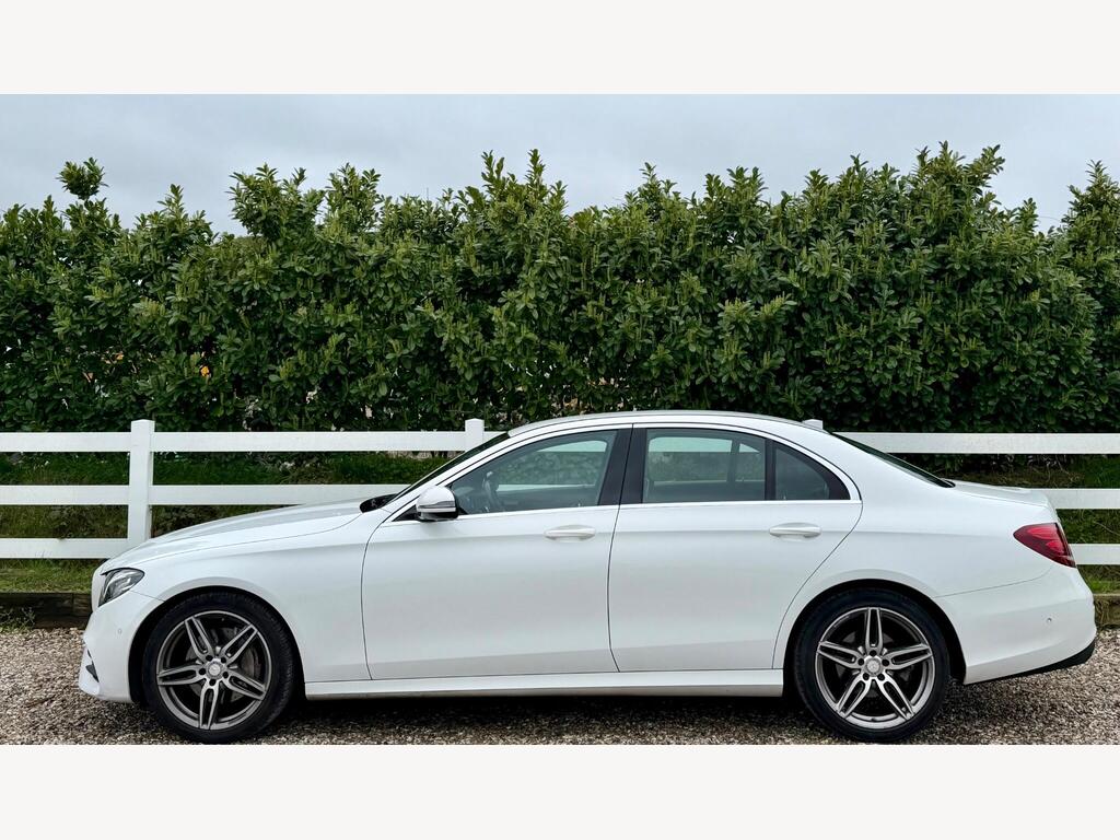 2016 Mercedes-Benz E Class thumbnail 12