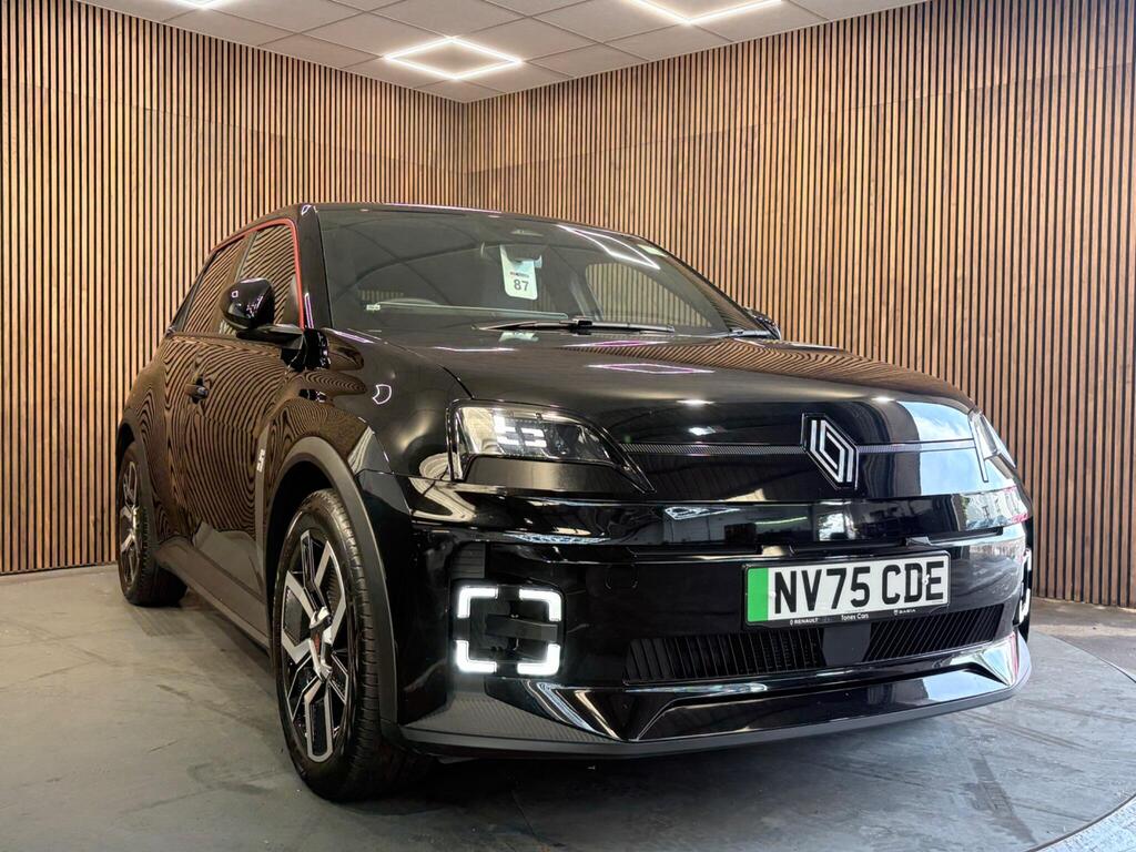 Renault 5 E-Tech electric