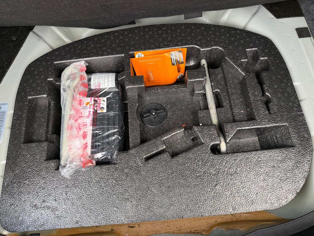 2013 Chrysler Ypsilon thumbnail 28