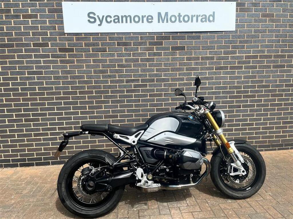 BMW R nineT