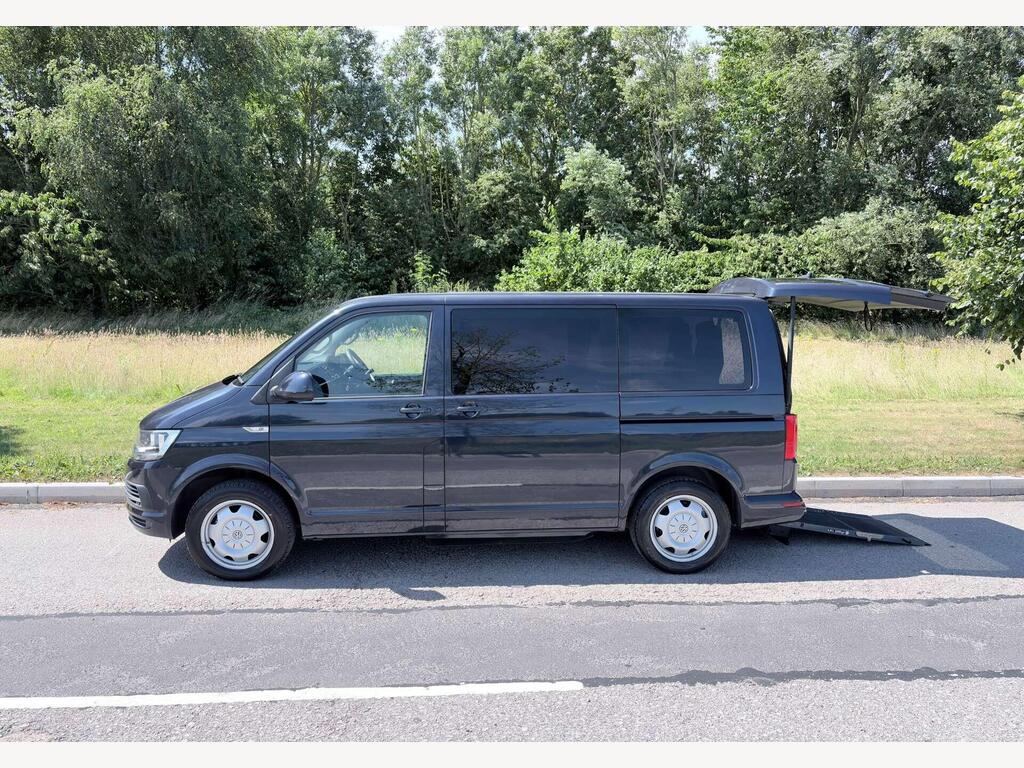 Volkswagen Transporter Shuttle