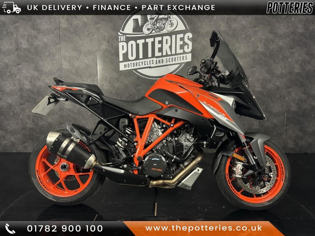 KTM 1290 Super Duke GT