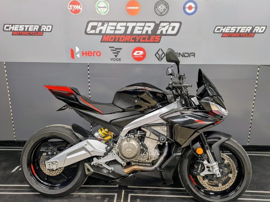 Aprilia Tuono 660