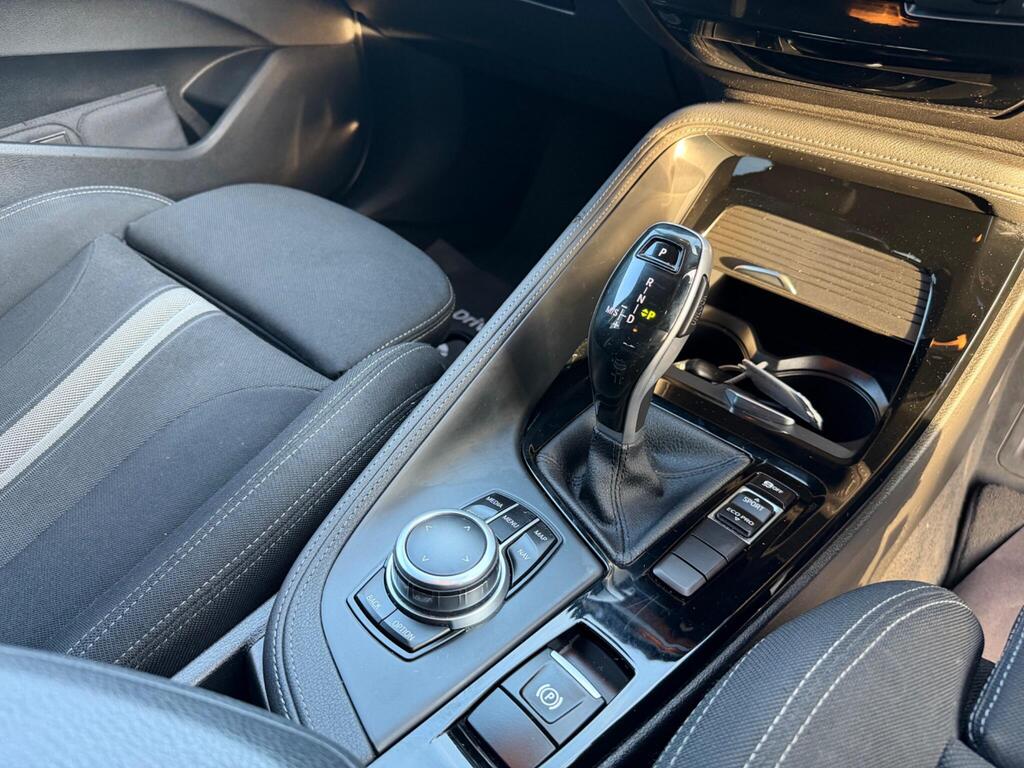 2018 BMW X1 thumbnail 17