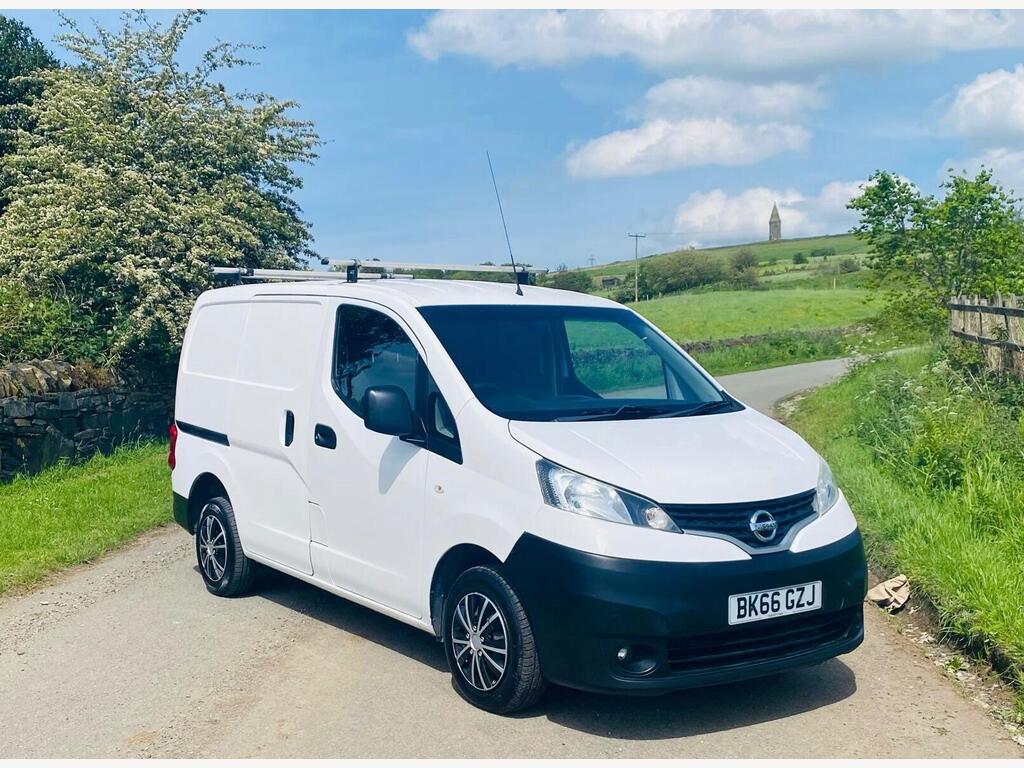 Nissan NV200