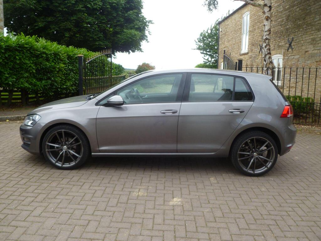 Volkswagen Golf Hatchback 1.6 TDI BlueMotion Tech Match Euro 5 (s/s) 5dr