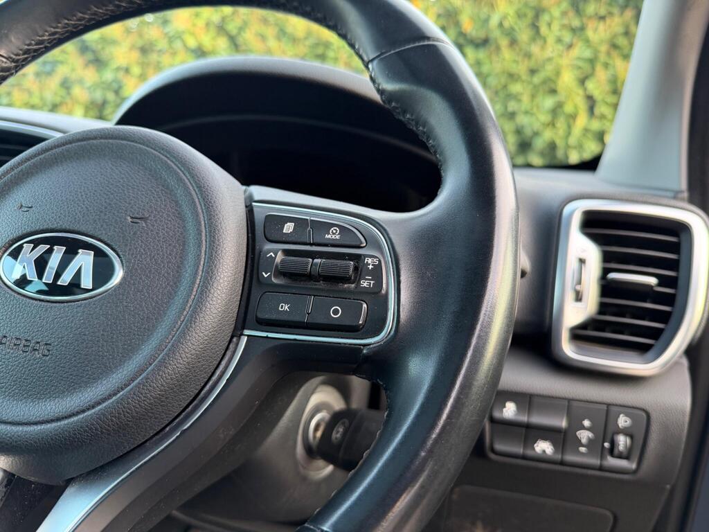 2017 Kia Sportage thumbnail 33