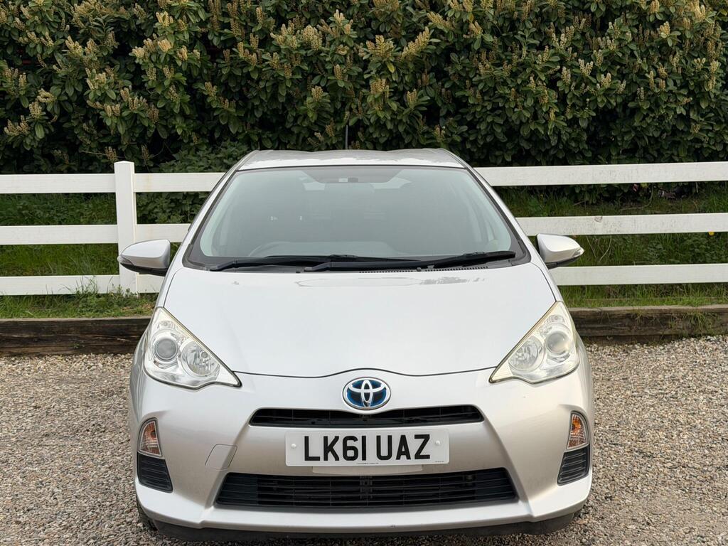 2012 Toyota Aqua thumbnail 5