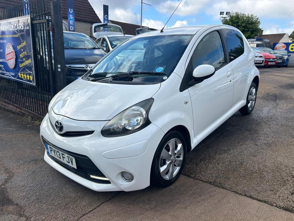 Toyota AYGO Hatchback 1.0 VVT-i Fire Euro 5 5dr