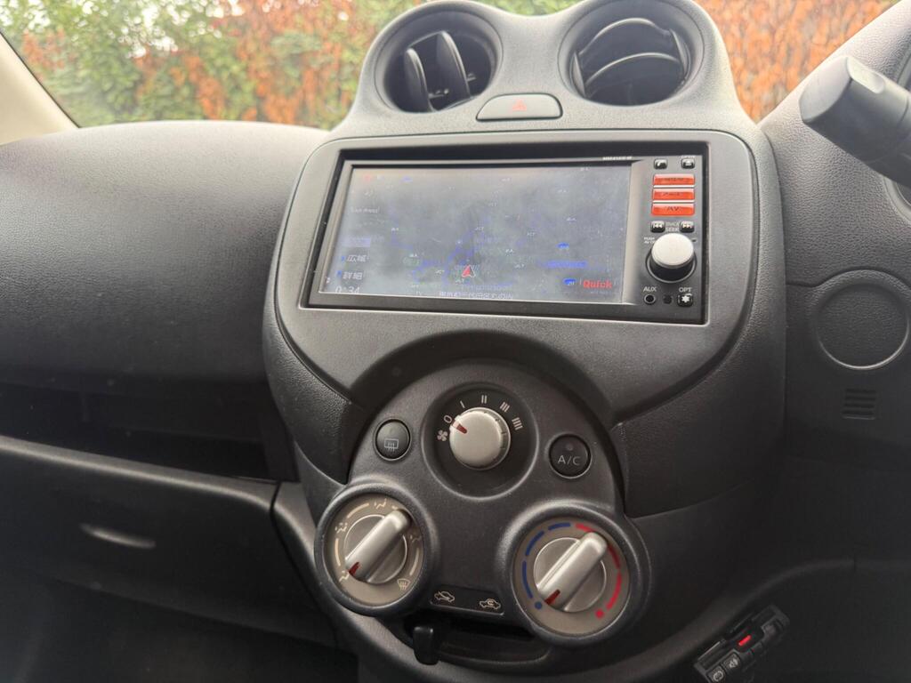 2013 Nissan Micra thumbnail 30