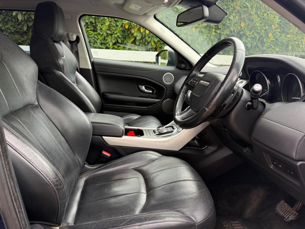 2015 Land Rover Range Rover Evoque thumbnail 18
