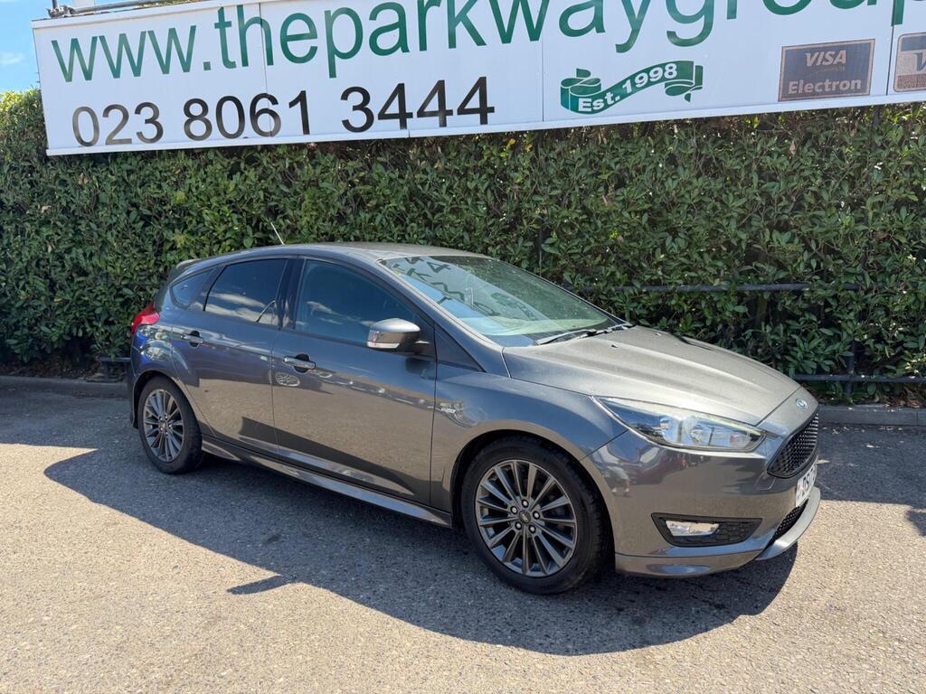 Ford Focus Hatchback 1.0T EcoBoost ST-Line Euro 6 (s/s) 5dr