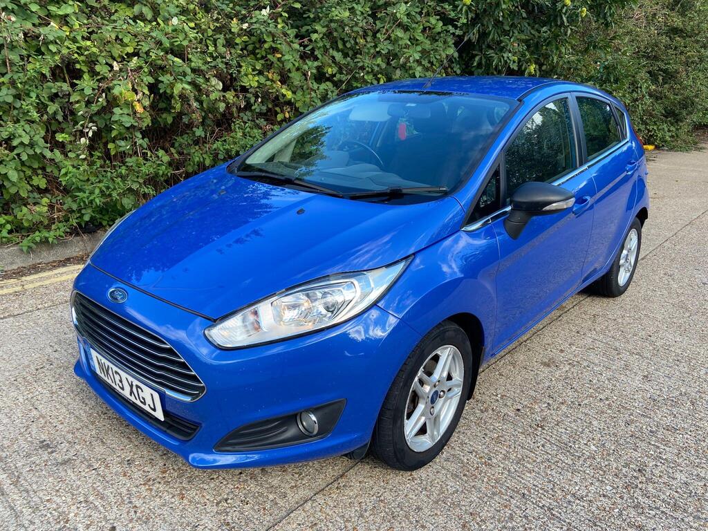 Ford Fiesta Hatchback 1.6 Zetec Powershift Euro 5 5dr
