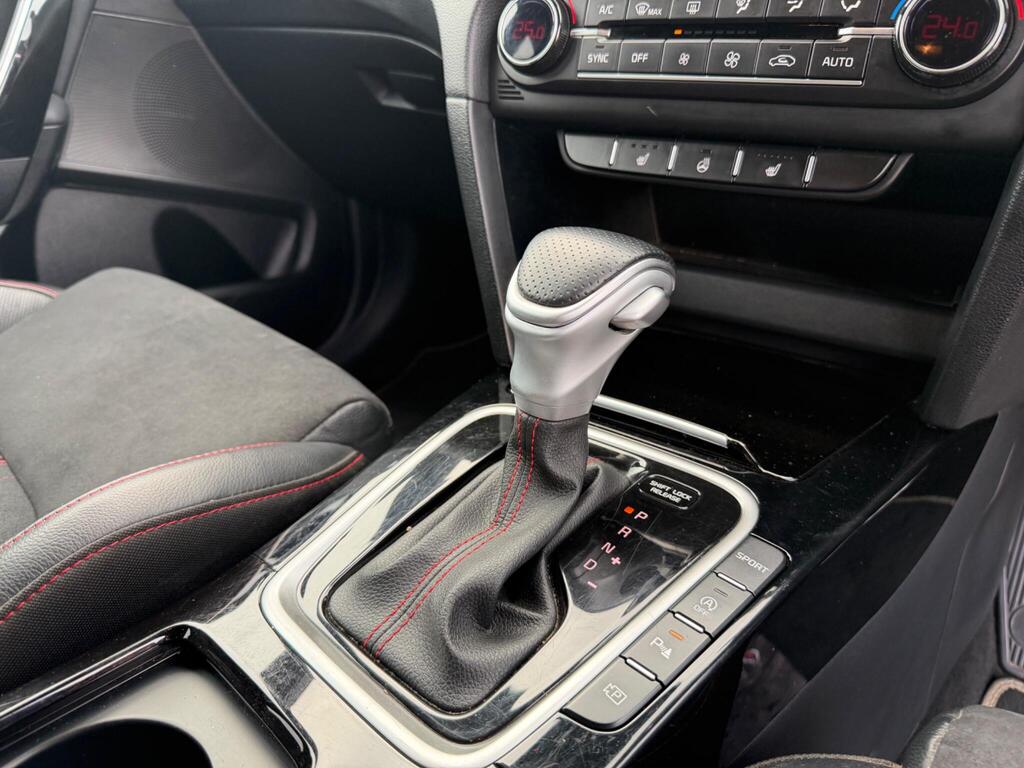 2023 Kia ProCeed thumbnail 17