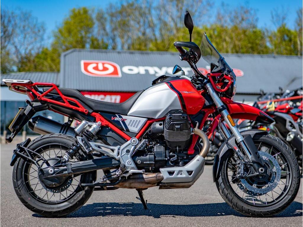 Moto Guzzi V85