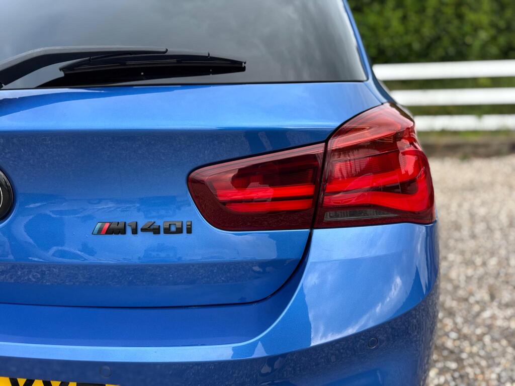 BMW 1 Series 3.0 M140i Shadow Edition Auto Euro 6 (s/s) 3dr thumbnail 52