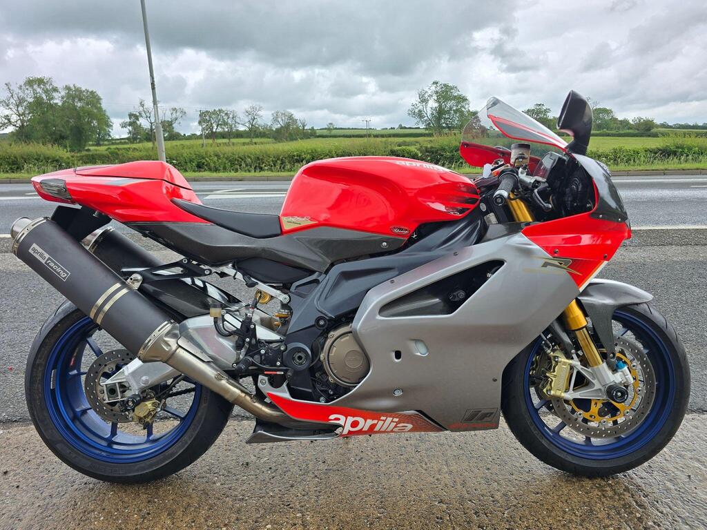Aprilia RSV 1000 Super Sports 1000 R Factory